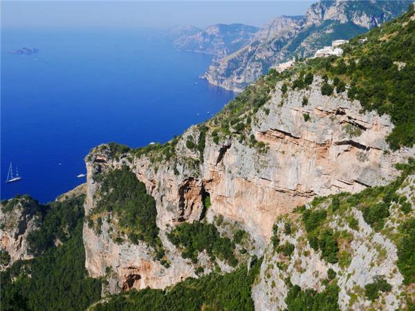 Amalfi coast small group hiking holiday